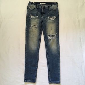 Super Cute Faded Ripped Jeans Size 26
